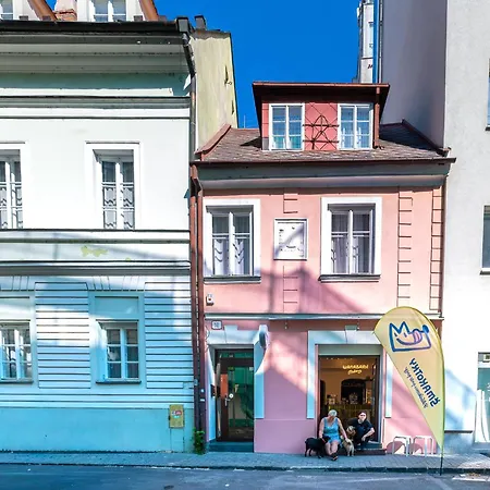 Wanabark - The Ultimate Dogs-friendly Spot In 3* Bratislava